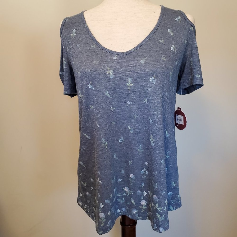 NWT SO Cold Shoulder Top size xs